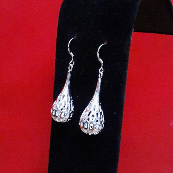 🆕 Sterling silver open work earrings 🌹 - Picture 2 of 16